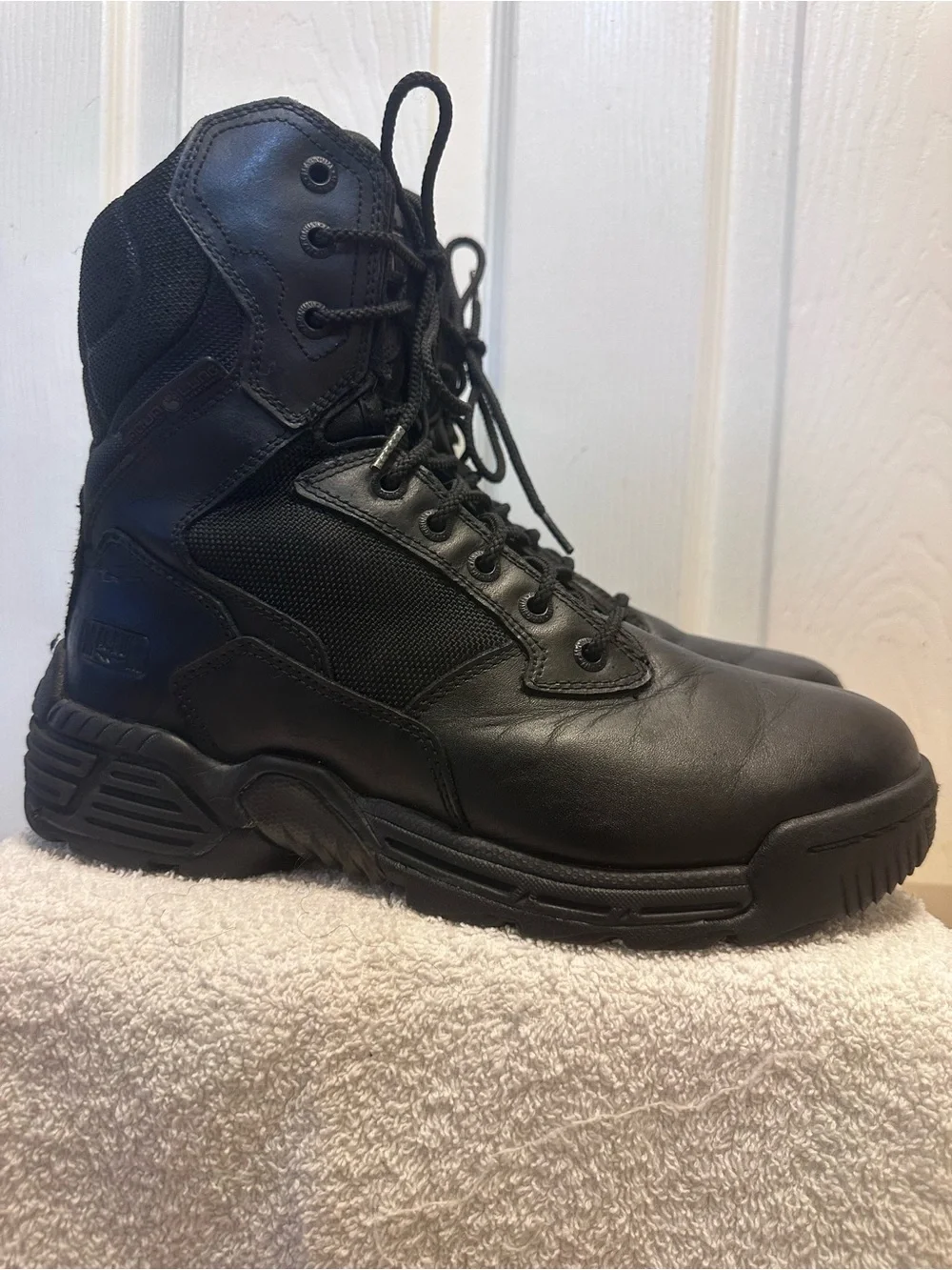 Magnum Men's Black Chukka Boots